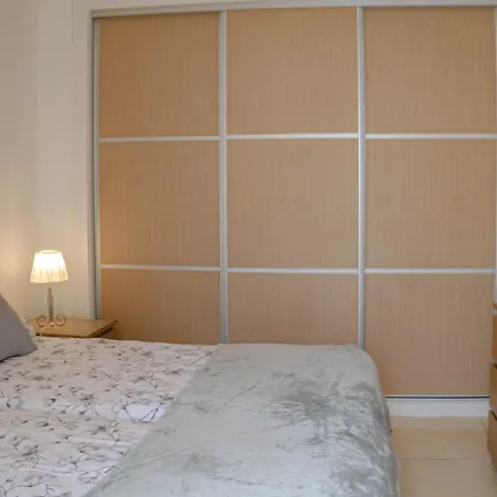 Angelmoon Modern & Sea Views *