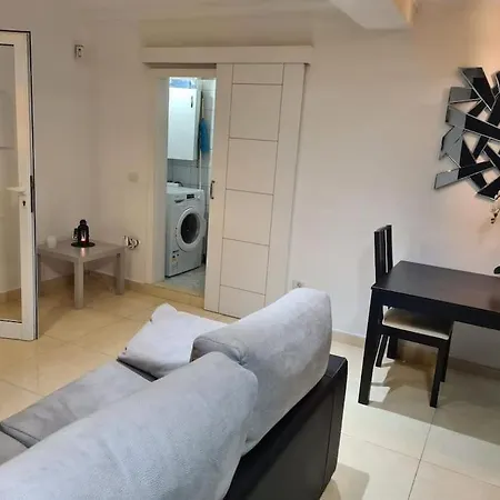 Angelmoon Modern & Sea Views Apartamento *