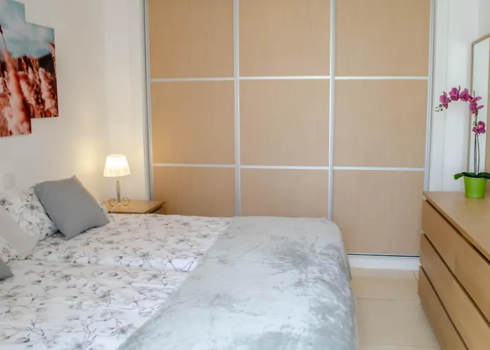 아파트 Angelmoon Modern & Sea Views *