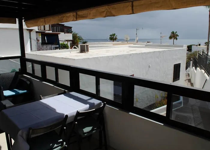 Angelmoon Modern & Sea Views 아파트 *