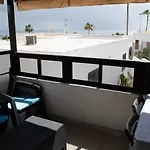 Angelmoon Modern & Sea Views Apartmán