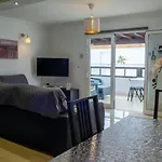 Apartmán Angelmoon Modern & Sea Views *