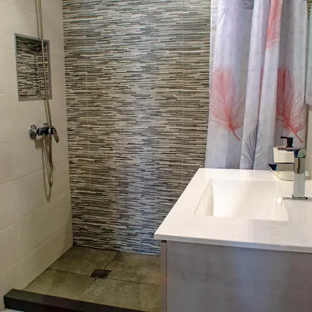 Angelmoon Modern & Sea Views Lägenhet