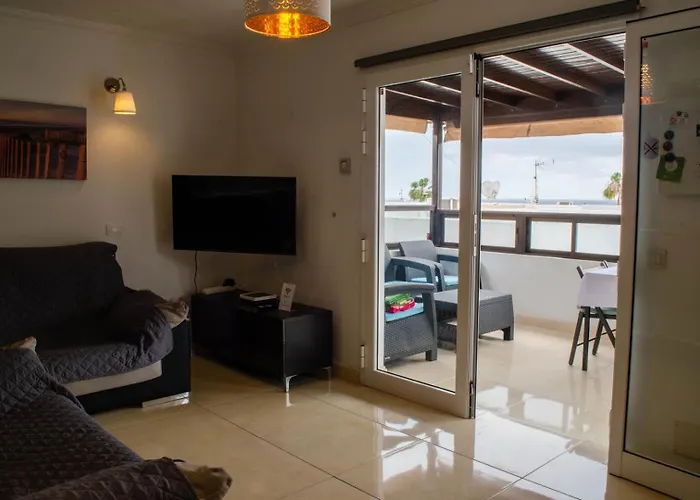 Angelmoon Modern & Sea Views Appartement