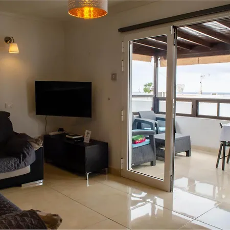 Angelmoon Modern & Sea Views